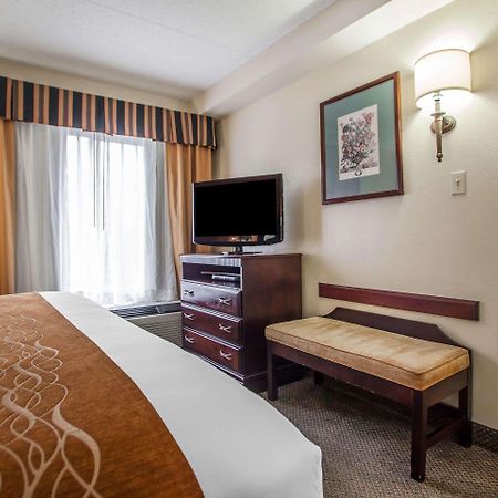 Comfort Inn & Suites Somerset - New Brunswick Exteriér fotografie
